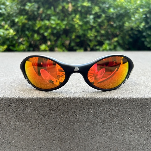 Oakley X Albino & Preto Eye Jacket (SKU: OO9450-1659) - Picture 1 of 11